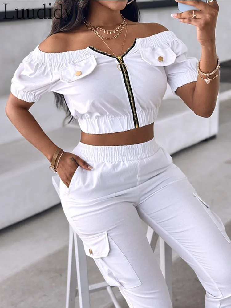 

Women's Casual Solid Color Off Shoulder Zipper Design Top and High Waist Cuffed Pants 2pcs Set