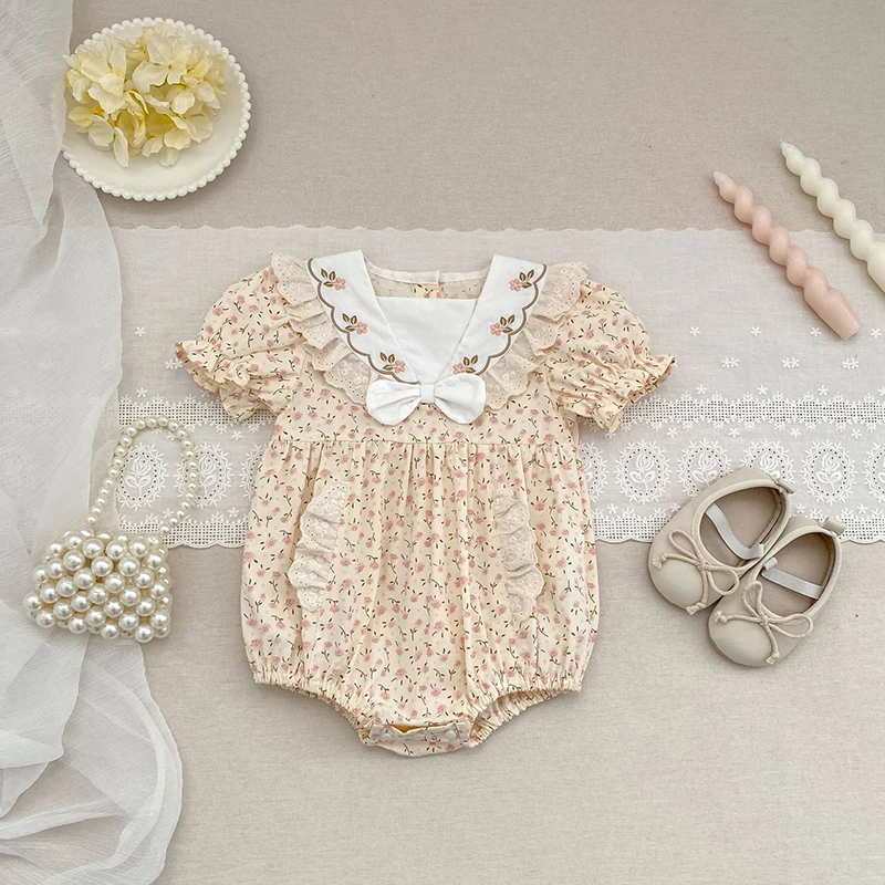 2026 Neuer Sommer 0-24M Baby Mädchen Koreanischer Stil Kurzarm-Strampler mit Aufdruck, Süßer Geburtstags-Strampler mit Schleife – Detail 5