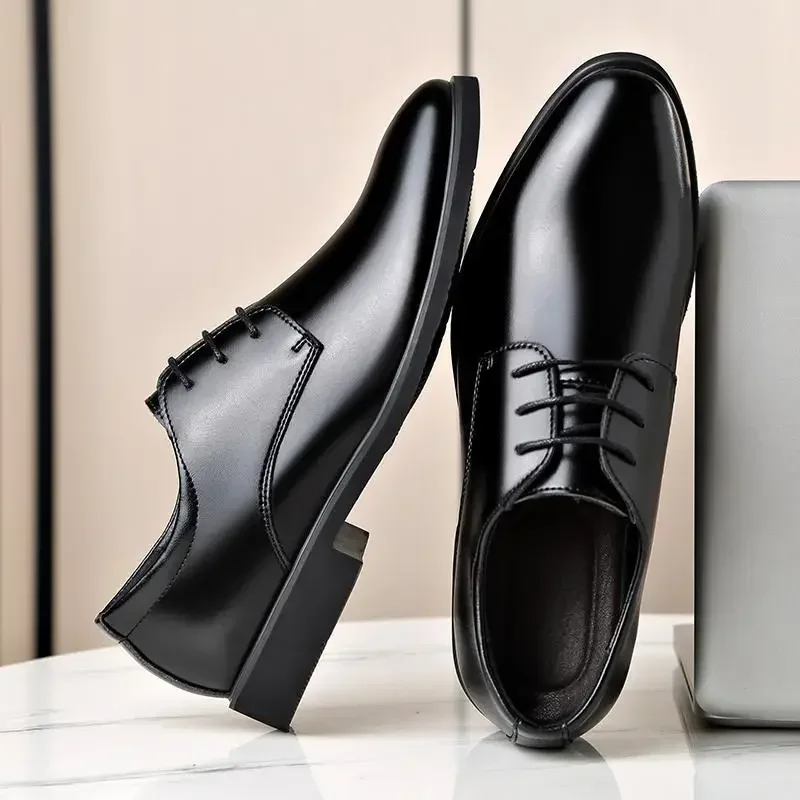 Sapatos de couro retrô masculino, mocassins empresariais, roupa formal, estilo britânico, novo