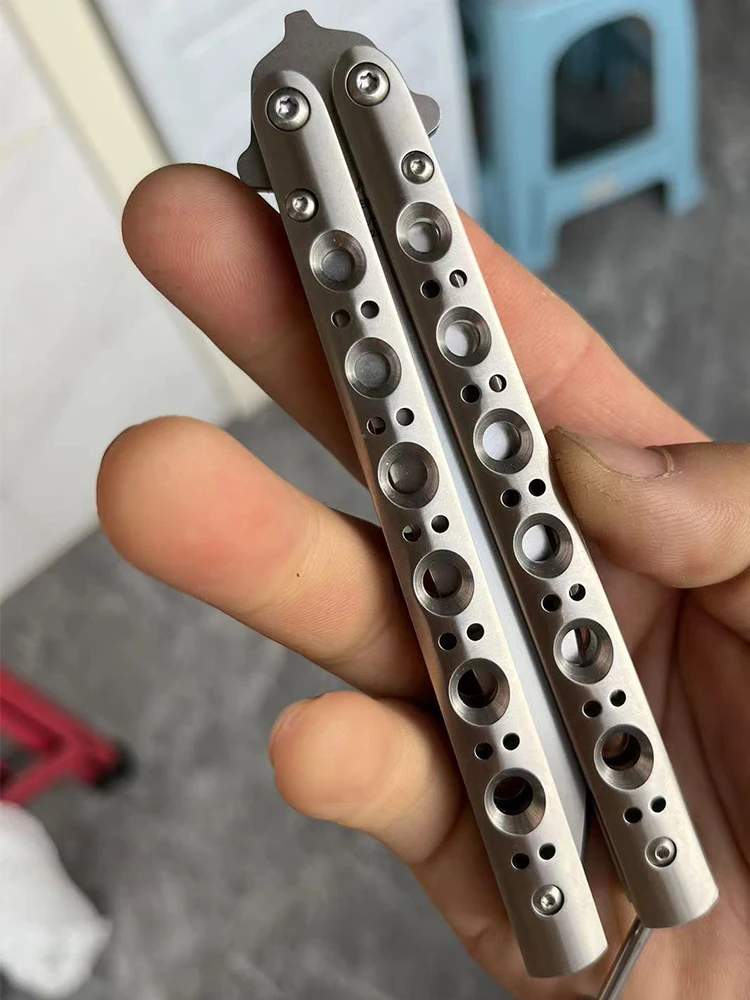 4 buah/lot skala tambal gagang pisau Aloi Titanium untuk Model Benchmade 62 63 67 Bali-Grip Pisau lagu DIY suku cadang pengganti