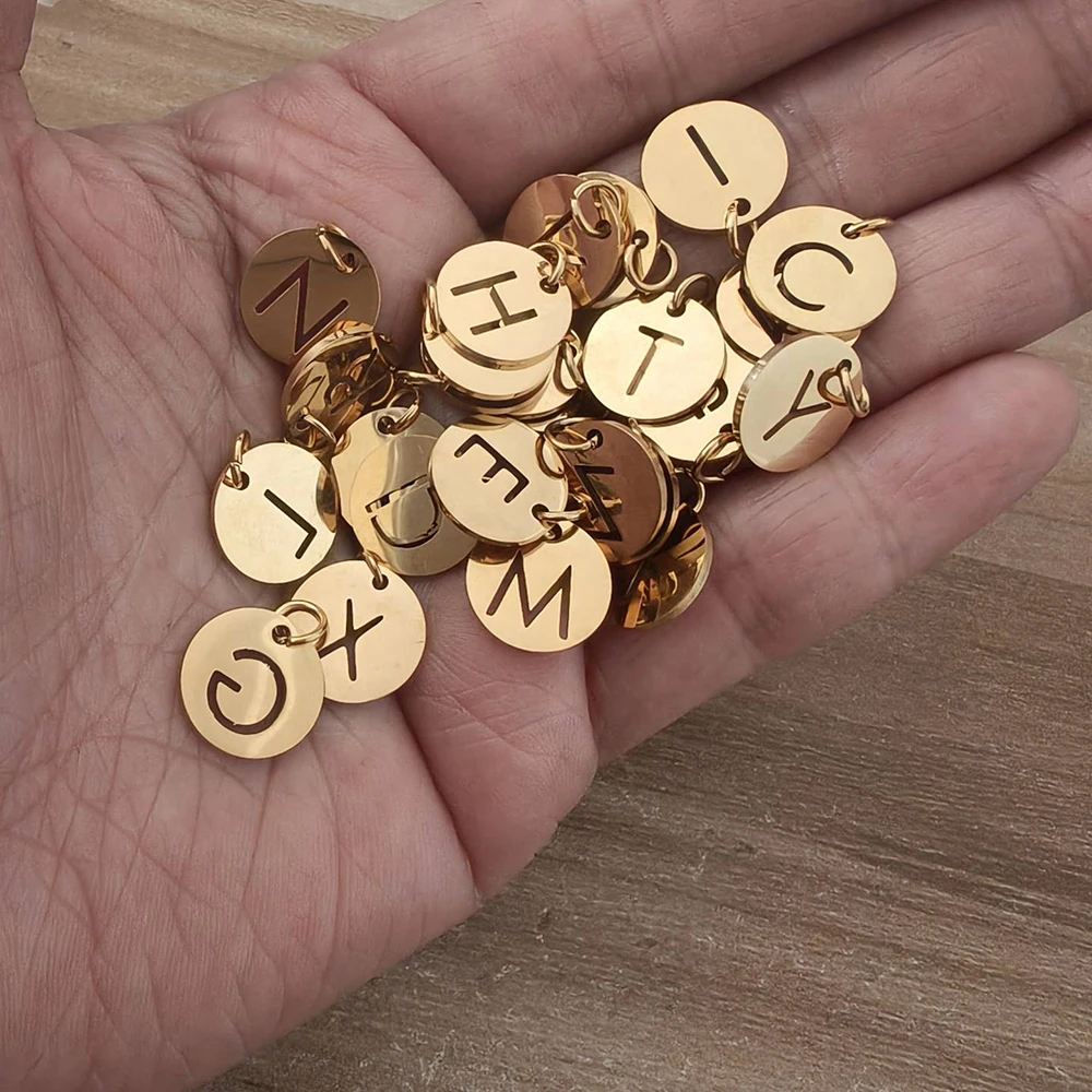 10Pcs/Lot 12mm Round A-Z Initials Pendant 316L Stainless Steel Letter Charms Fashion Name Pendants for Making DIY Necklace