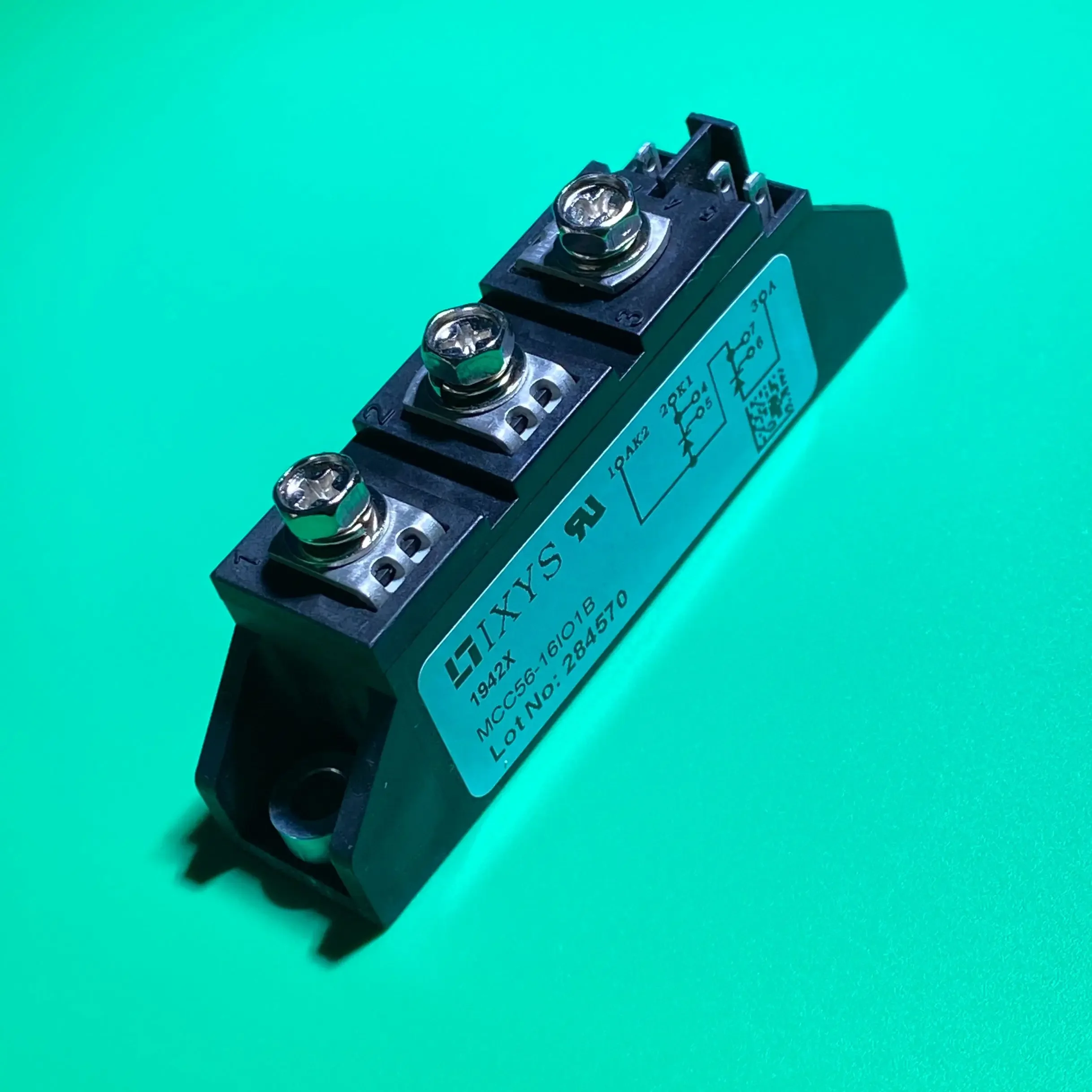 MCC56-16IO1B Leistungsmodul MCC 56-16 IO1B MCC56-16I01B MOD THYRISTOR DUAL 1600V TO240AA IGBT MCC5616IO1B MCC5616I01B