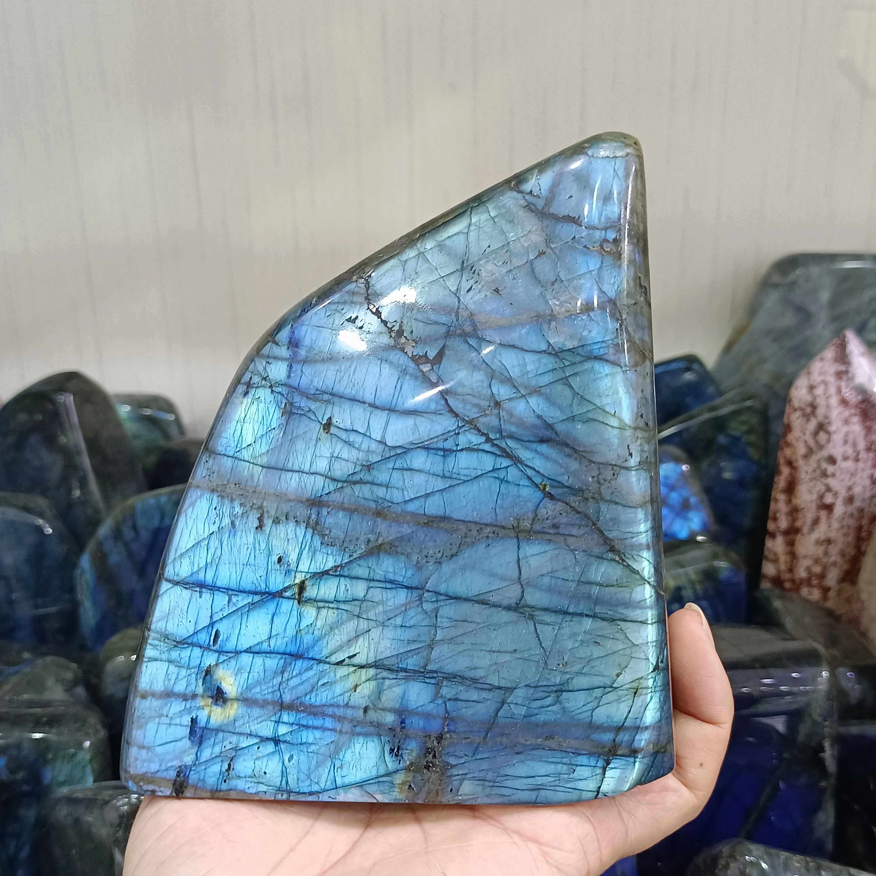 Huge Natural Labradorite Accompany Quartz Crystal Moonstone Decorate Mineral Healing Spirit Gem Home Office Degaussing Decoratio