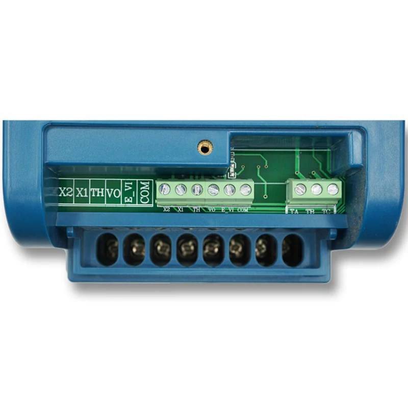 Water Pump Constant Pressure Motor Supply Special Frequency Converter 0.75/1.5/2.2KW Universal Single or Three Phase