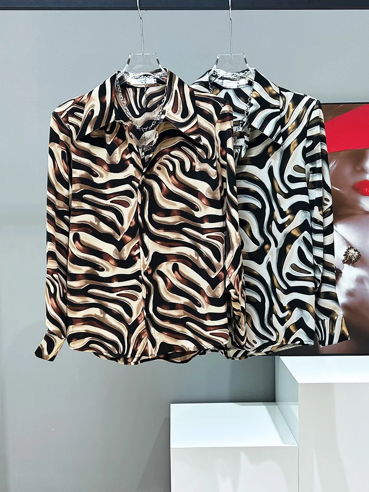 

Мужская рубашка с длинным рукавом и принтом в полоску «Зебра», корейский стиль, свободный крой, модная, с большим воротником и подплечниками