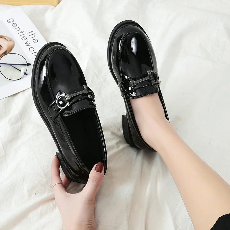 Small leather shoes women retro British style low heel flat shoes casual college style fashion leather shoes