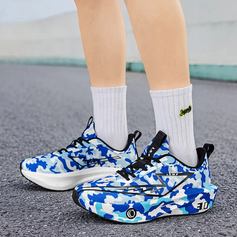Herren-Freizeitsportschuhe, trendige Camouflage-Laufschuhe für Herren und Damen, hochelastische, dicksohlige, dämpfende Sneaker, atmungsaktive, leichte Laufschuhe aus Mesh-Material, rutschfeste, abriebfeste Außensohle, für Jugendliche geeignet. – Detail 18