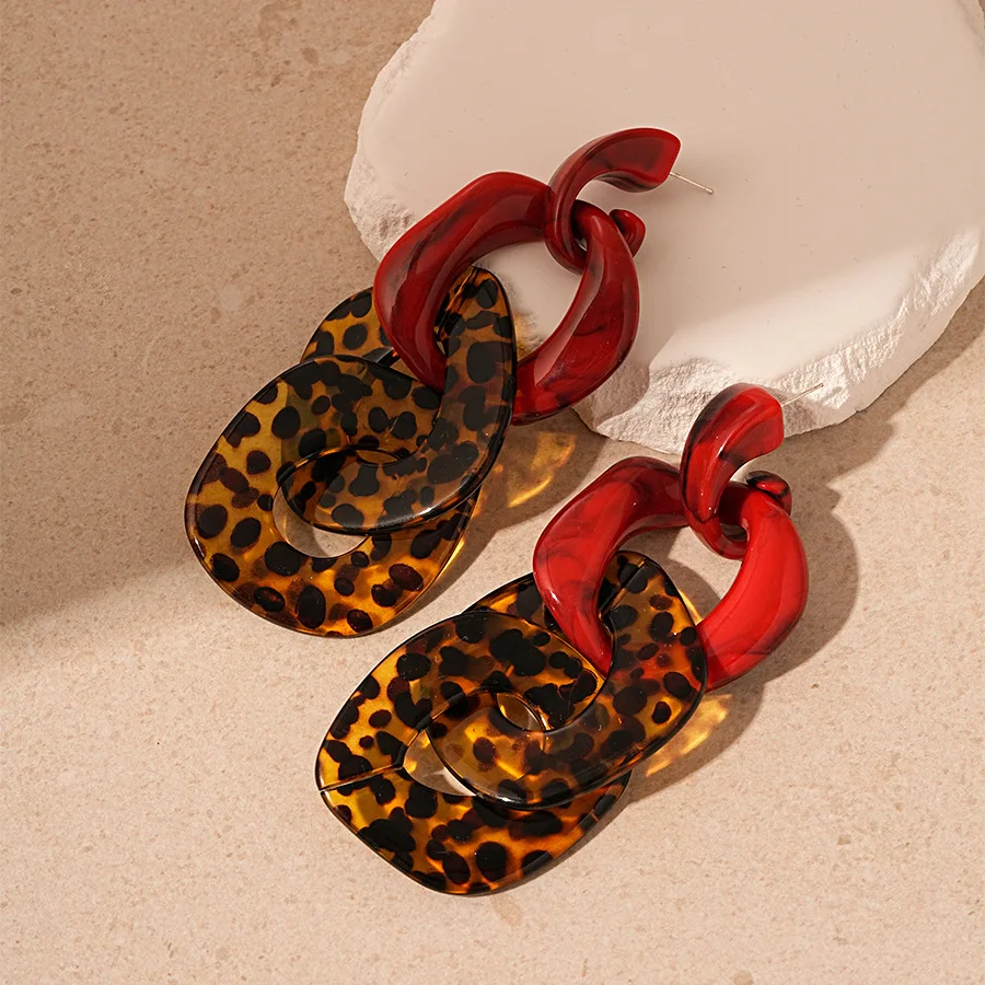 New Leopard Print Chain Arcylic Long Drop Earrings for Women Bohemian Resin Geometric Exaggerated Earrings Jewelry Gifts