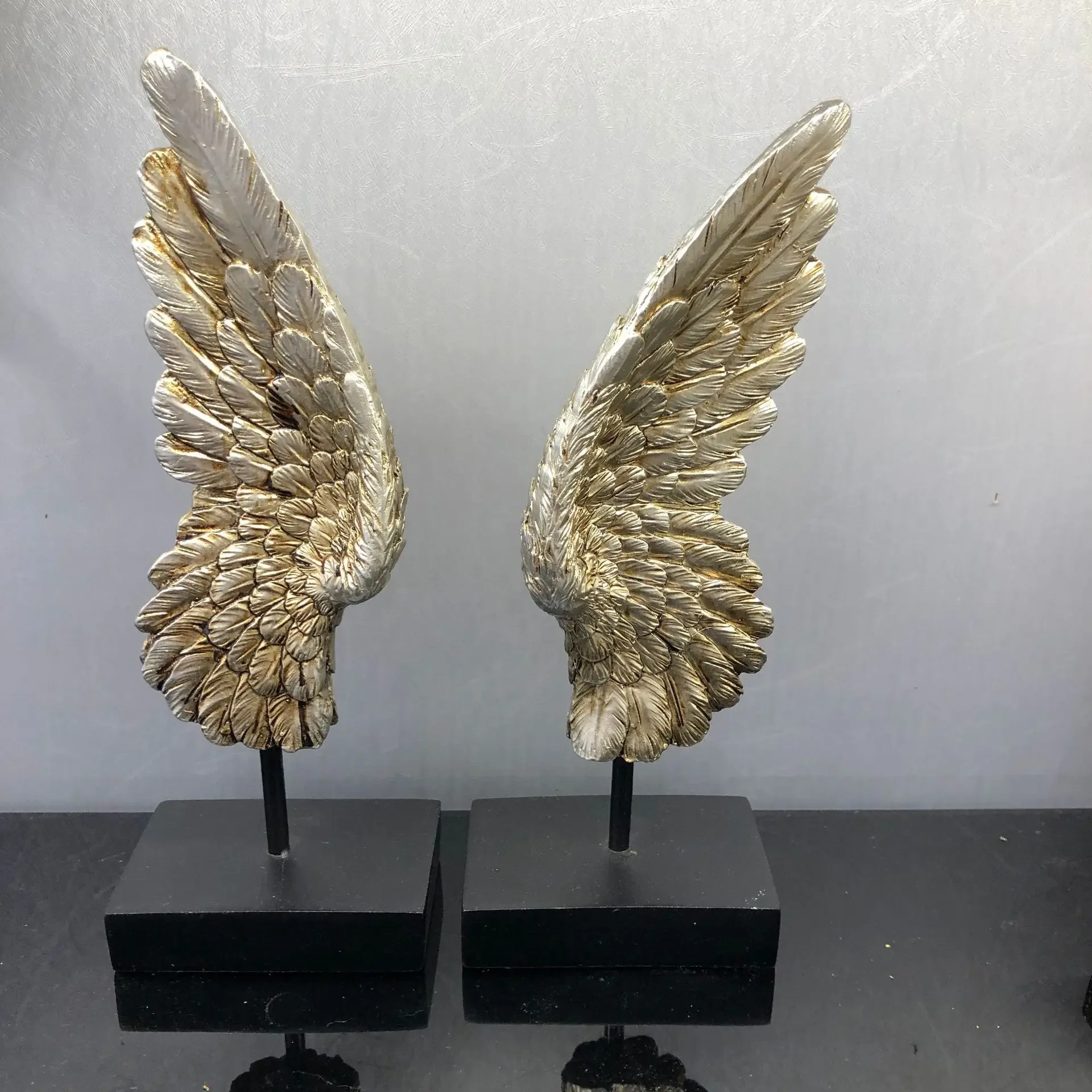 Resin Crafts Golden Wings Angel Wings Abstract Sculpture Resin Table Decorations Decorative Figurines Home Decoration