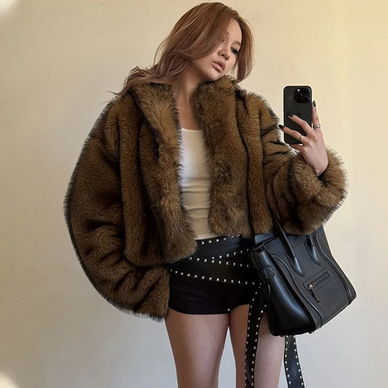 

TARUXY Fox Fur Short Coat Women's Retro Long Sleeves Autumn Winter Faux Fur Jacket Female Fashion Street Style Plush Cardigan