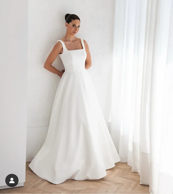 فساتين زفاف 2026 مخصصة لقياس الياقة المربعة للنساء من الساتان فساتين زفاف أنيقة على شكل حرف a vestidos de novia بدون ظهر