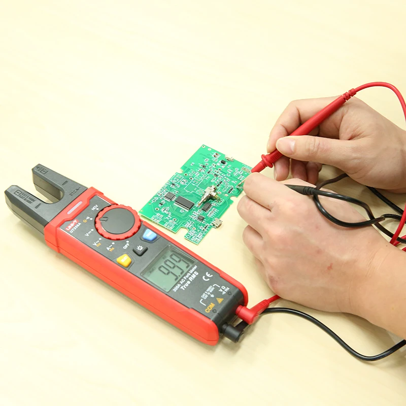 UNI-T Digital Clamp Meter UT256A 200A AC Zangen Amperemeter True RMS Amperometric Clamp Spannung Frequenz Tester