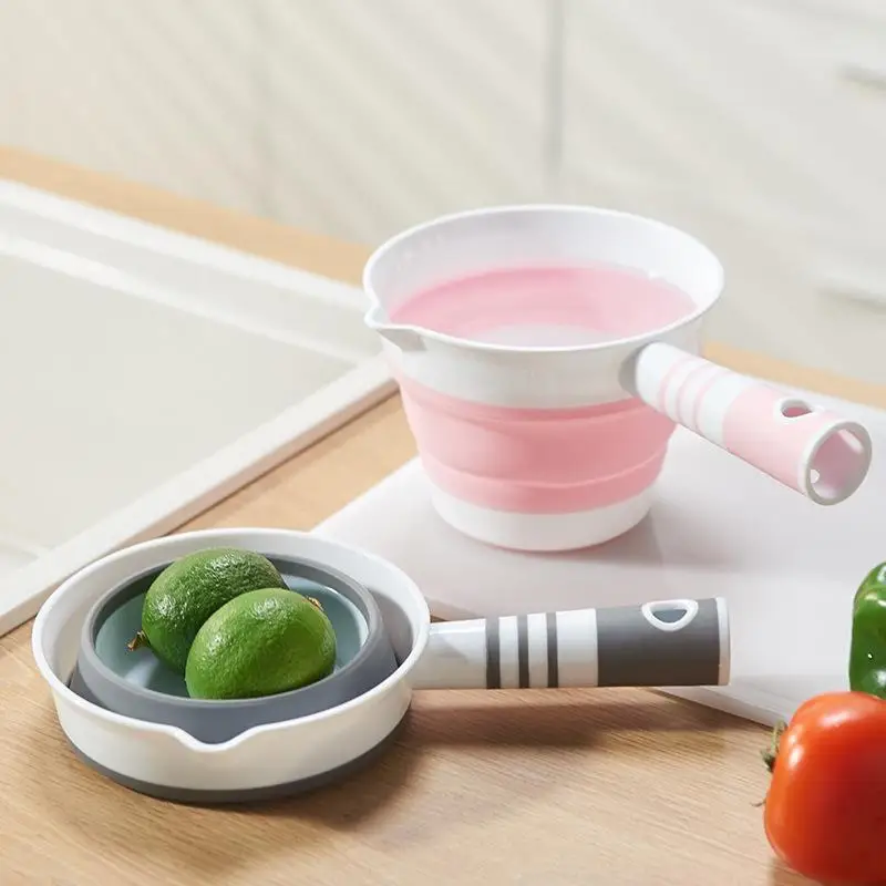 Collapsible Silicone Water Ladle Food Grade Non-slip Handle Pour Spout Water Scoop for Home Baby Bathing Pet Washing
