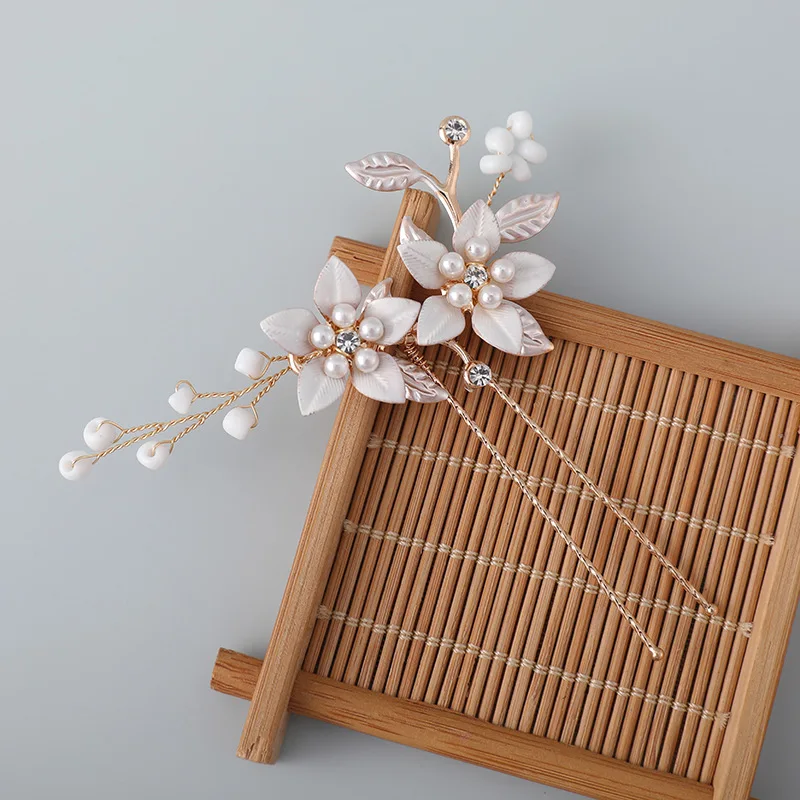 Lichtgouden kleur elegante haarspeld, kleine haarspeld, handgemaakte bruidshaarspeld, pony, dansfeest temperament, haarkam hoofdtooi