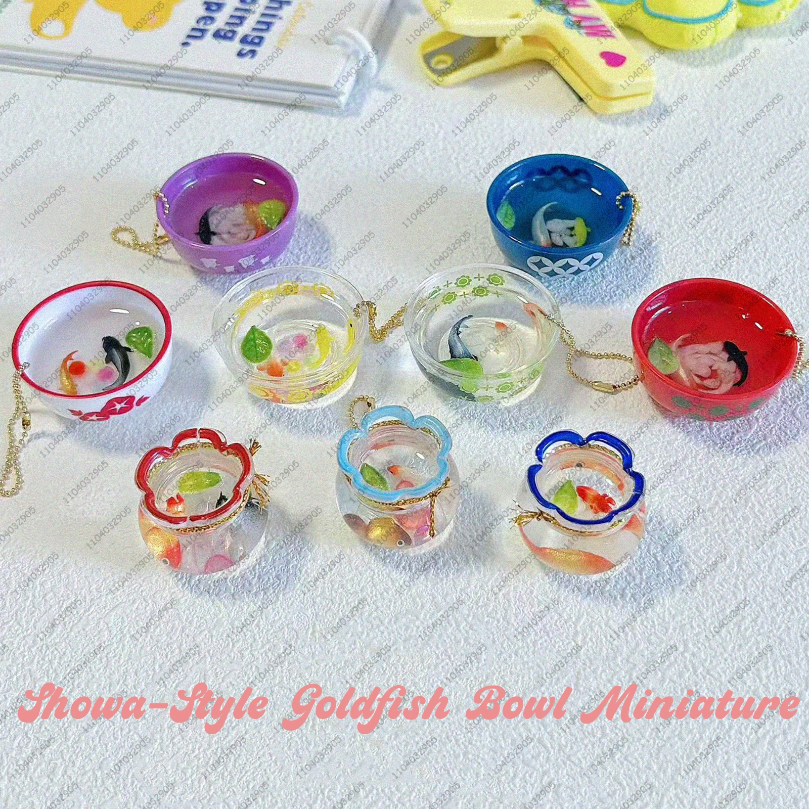 Japanese Style Capsule Toy Gashapon Showa-Style Goldfish Bowl Miniature Fish Tank Stress Relief Keychain Bag Charm Dollhouse