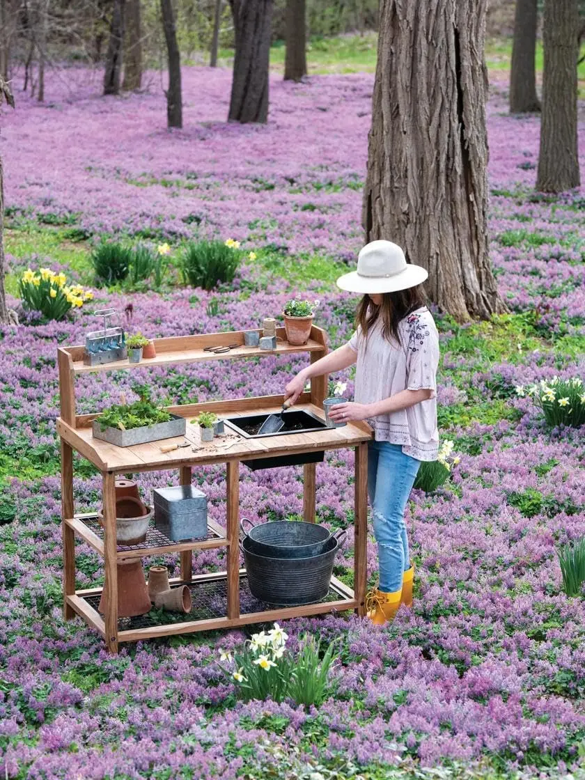 Dynamic Acacia Potting Bench With Soil Reservoir