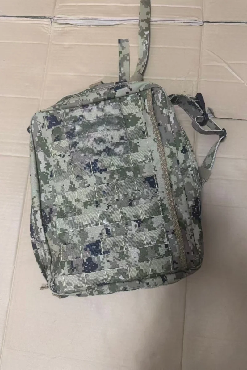 

Канадский всепогодный камуфляжный рюкзак для активного отдыха