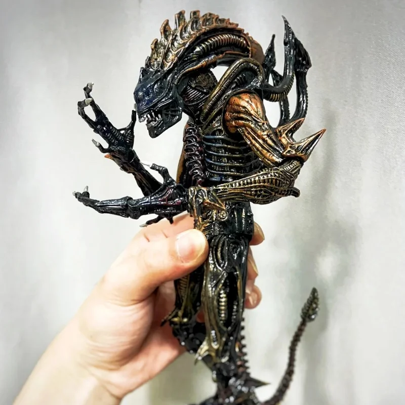 

NECA Aliens Xenomorph Warrior Dog Alien Ellen Ripley Weyland Yutani Bishop Colonel Cameron 7"Action Figure Collectible Model Toy