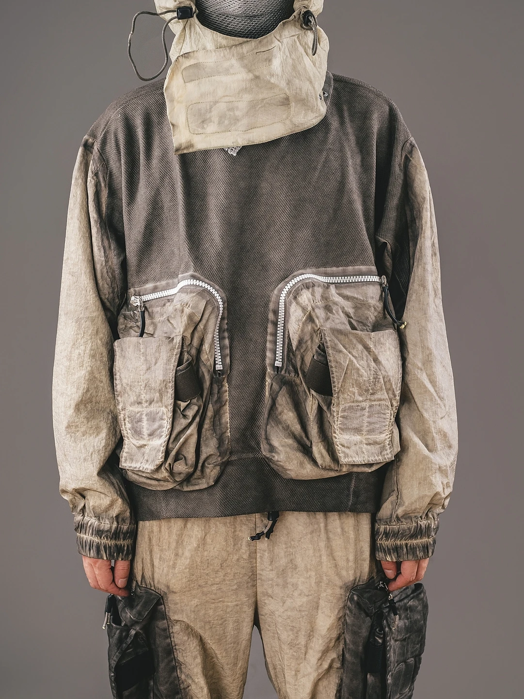 Techwear WasteLand Wind Overlapping Design Heavy Industry Old Washing Process Three-Dimensional Large Pocket Pullover Sweater