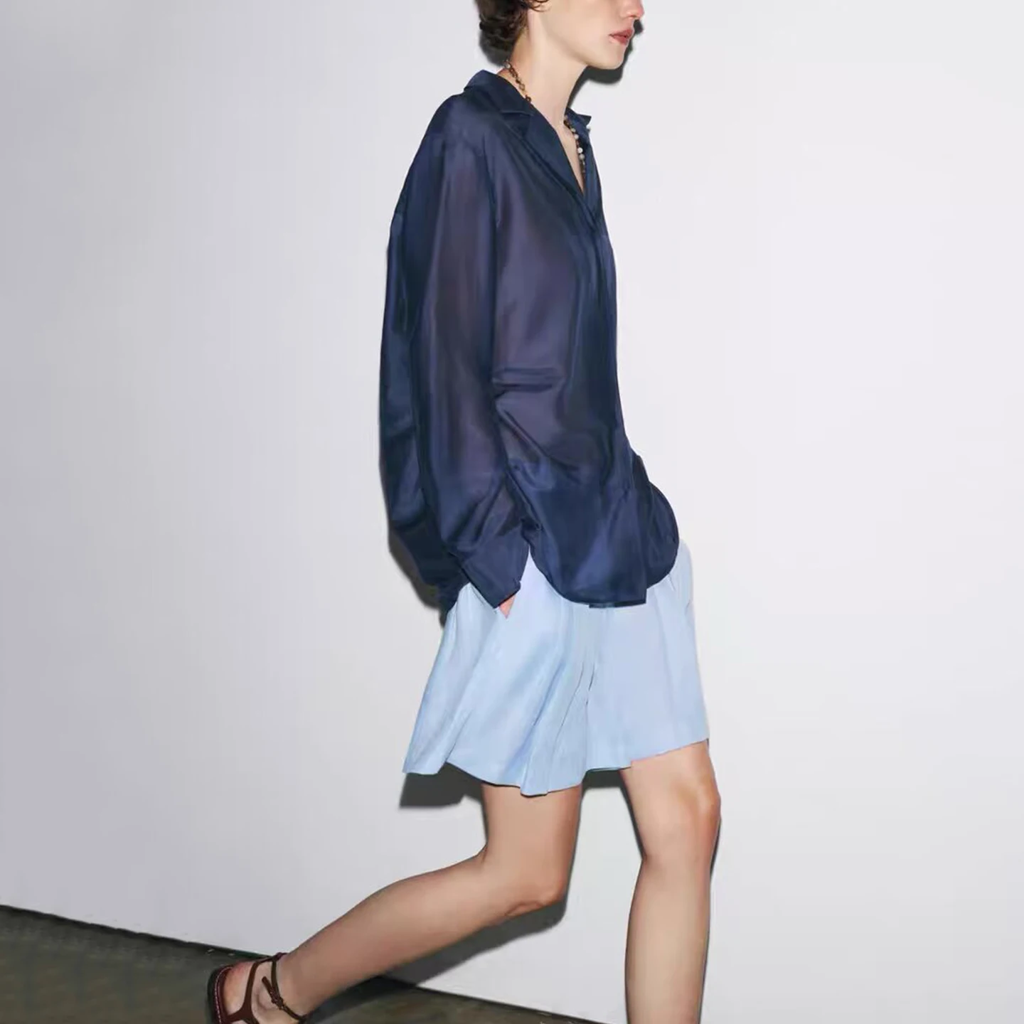 قميص نسائي أنيق بأكمام طويلة وياقة على شكل V متعدد الاستخدامات للارتداء اليومي، إصدار جديد لخريف 2025 من زاداتا للملابس النسا...