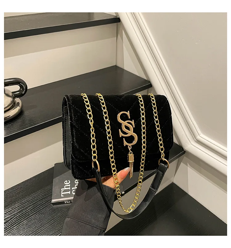 

2025 Women‘s Luxury Chain Strap Crossbody Bag, Genuine Leather Multi-way Shoulder Purse, Vintage Quilted Small Bag for Dating