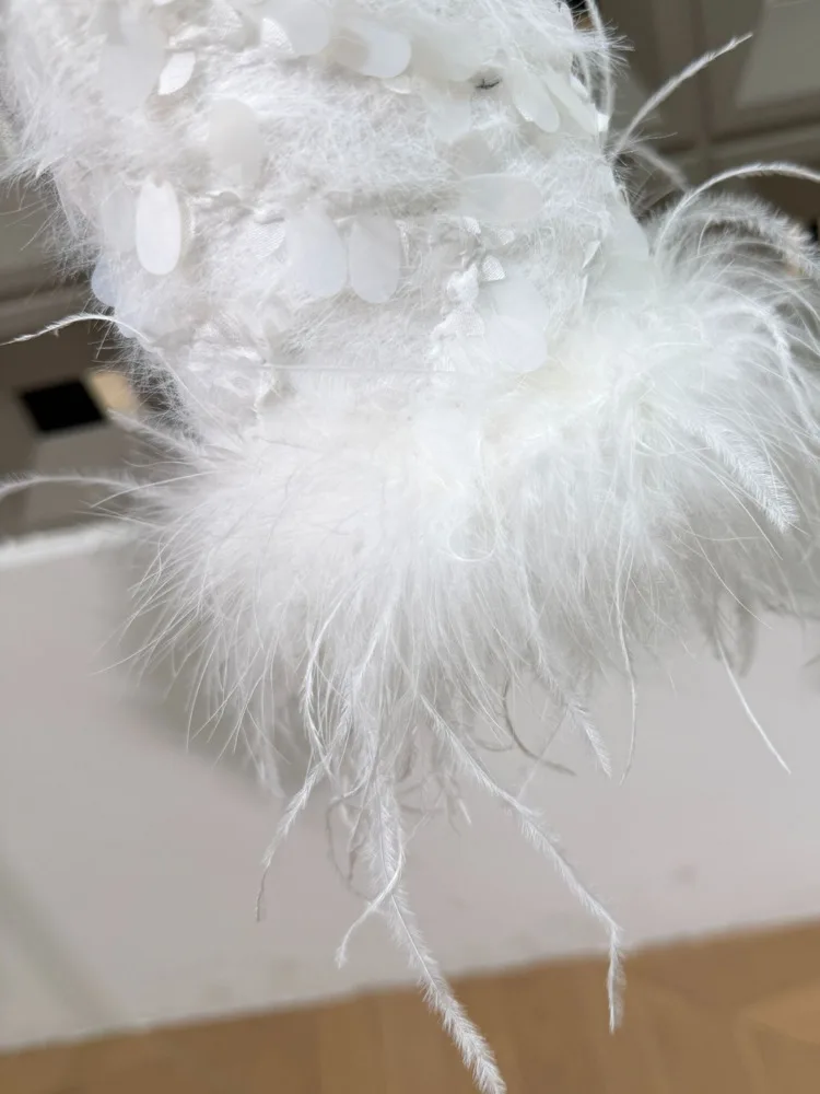 DFDG2025 Cappotto di paillettes di piume di lusso di design da donna primavera autunno Cappotto girocollo patchwork ricamato jacquard corto moda