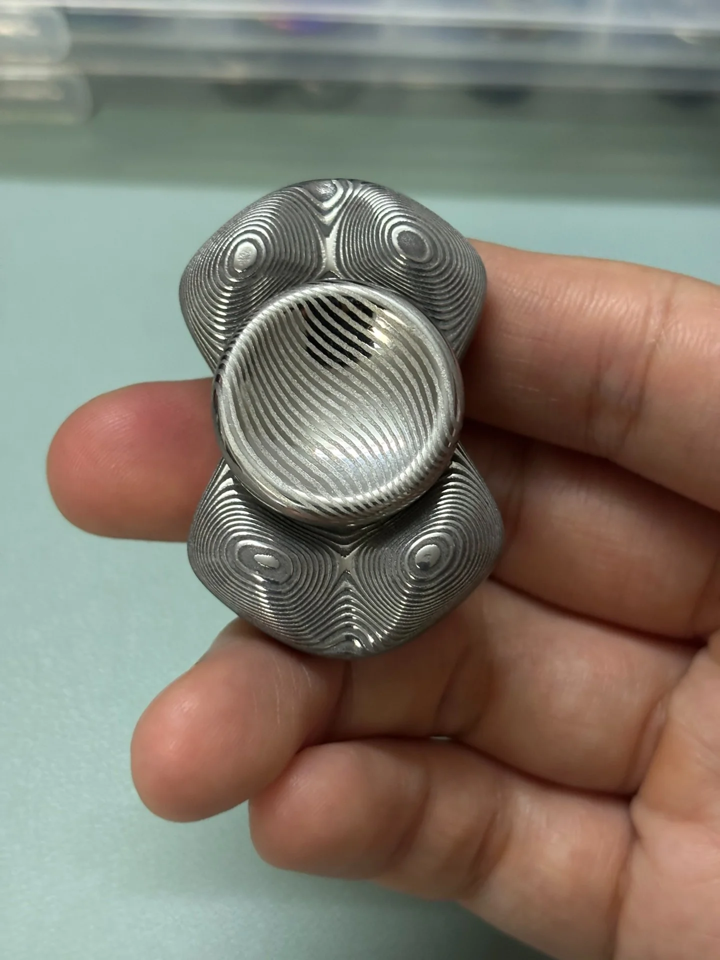 Used EDC FK Malaysian Dune Mini, Unique Gear 8 Butt Malaysian Material Flynova Flying Spinner