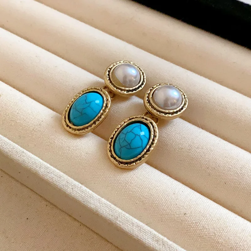 Palace style fashionable design clavicle chain personalized retro temperament earrings