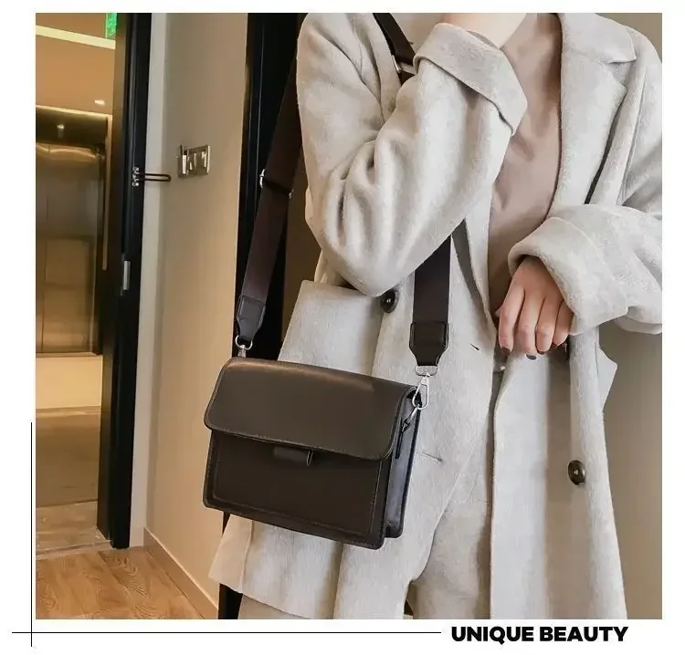 Women's PU Leather Crossbody Bag Image 8
