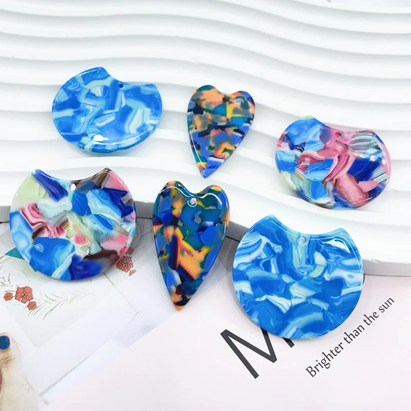 

New arrived 40pcs/lot color pattern print geometry hearts shape acrylic beads diy jewelry garment pendant accessory