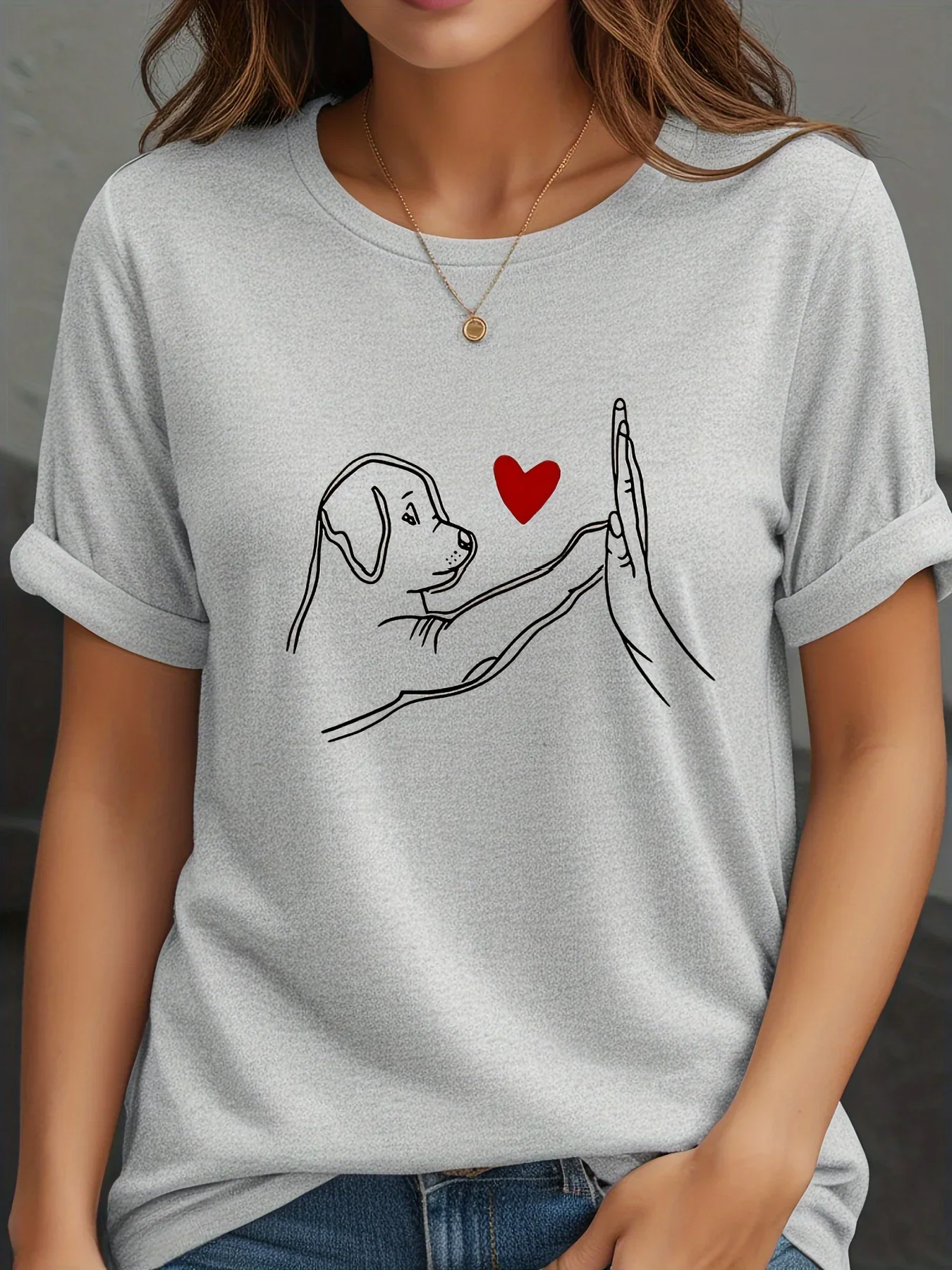 Fun Dog High Five and Heart Printed Women's T-shirt Fashion Summer O-neck Harajuku Top Tee Casual Short Sleeved Female Clothing