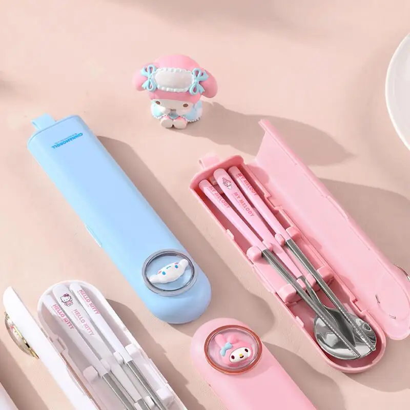 سانريو ماي ميلودي سينامورول مرحبا كيتي أدوات المائدة زخرفة الكبار طالب منتج جديد ضرب المنتج لطيف الكرتون المحمولة في الهواء الطلق