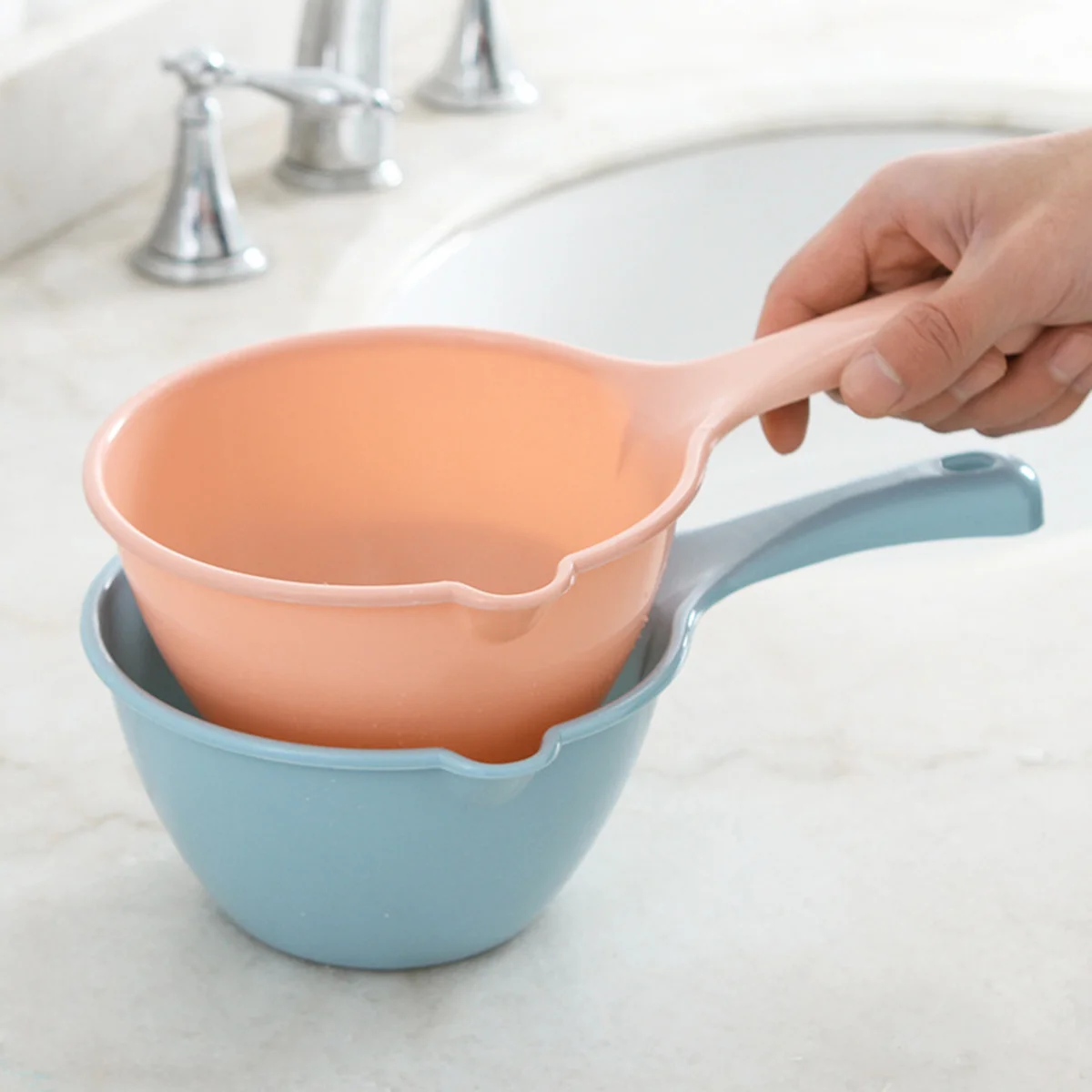 

Plastic Water Ladle Blue Multipurpose Bathing Shampoo Scoop For Kitchen Home Bathroom Garden Use Water Dipper Tool