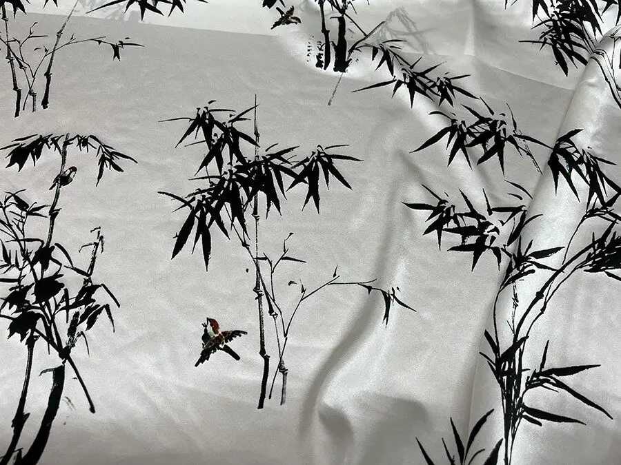 Designer Cloth 19 Momme Real Silk Spandex Silk Satin Clothing Fabric White Bottom Bird Bamboo Spray Painting Silk Fabric Dress