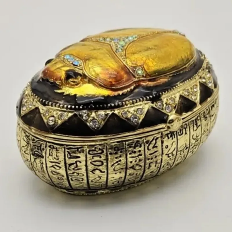 

Ancient Egyptian Vintage Beetle Decoration Jewelry Box Metal CraftsT abletop Ring Necklace Organizer Ornamennt Gift