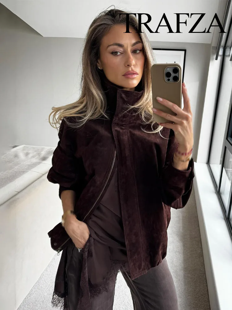 

TRAFZA Woman Autumn Fashion High Collar Zipper Pocket Design Long Sleeves Casual Short Jackets Women Loose Street Style Coats