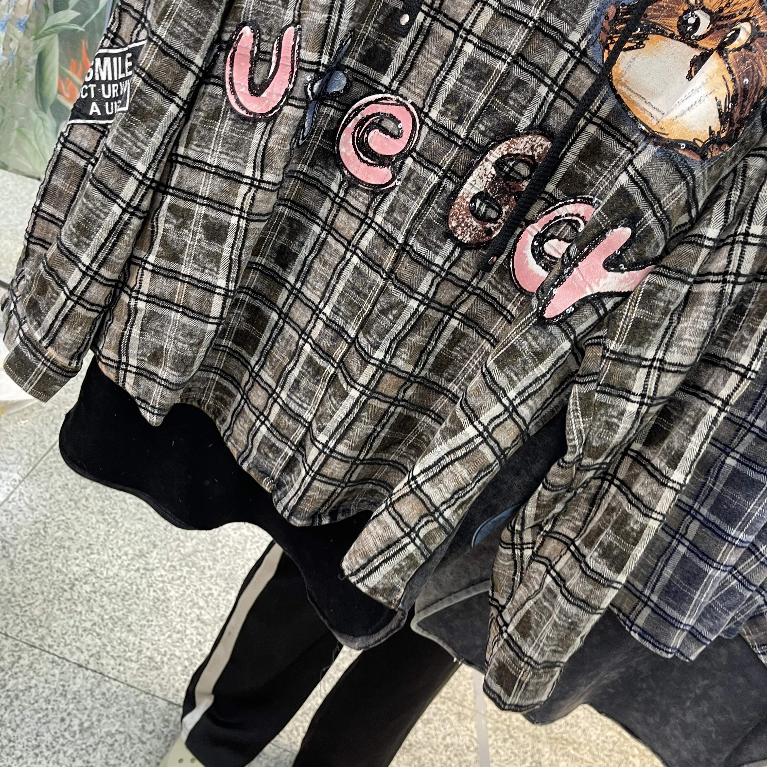 European Style Printed Sequin Jacket women 2025 Autumn New Loose Mid-Length Large Plaid Cartoon Long Sleeve Shirt for Women