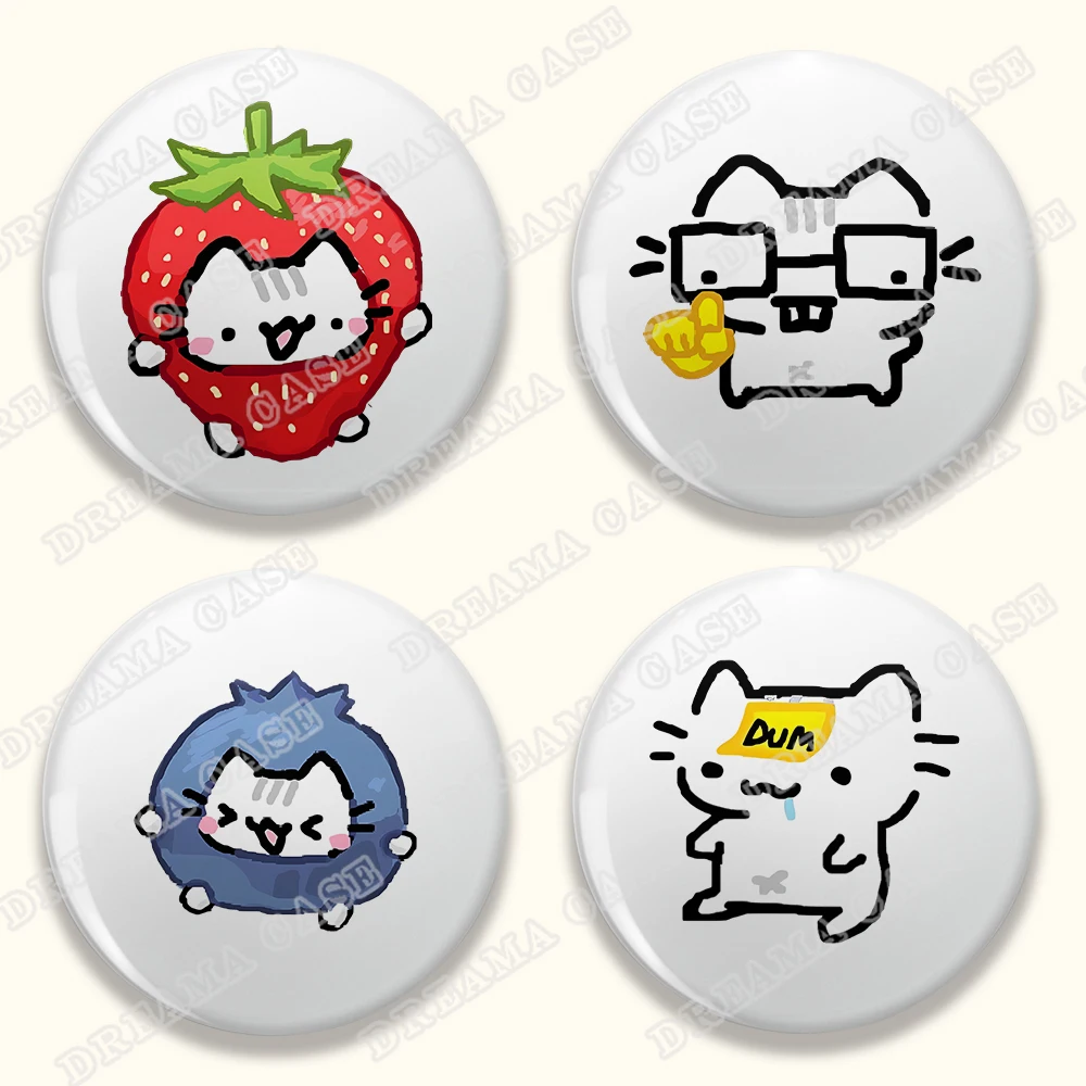 Lindo pequeño gato con insignias redondas de flores para accesorios, broche de botón de gatito de fresa, alfileres para fanáticos, amigos, regalos para jugadores