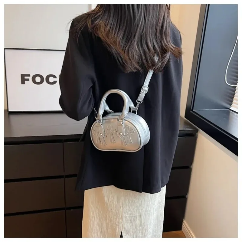 Hot Selling New Zipper Women\'s Shoulder Bags 2024 High Quality PU Sewing Thread Trend Versatile Fashion Youth Handbags