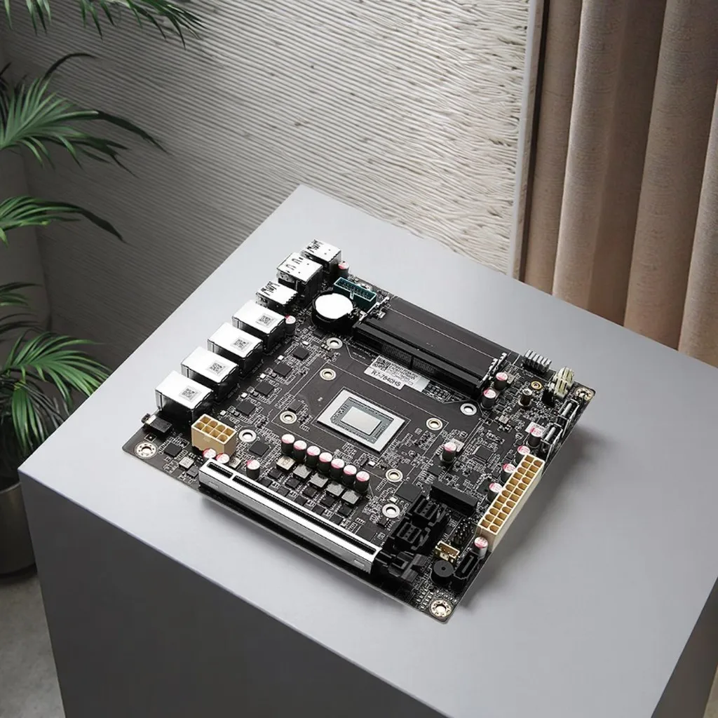 AMD 9-Bay NAS Motherboard Ryzen 7 8845HS USB4 4xi226-V 2.5G LAN