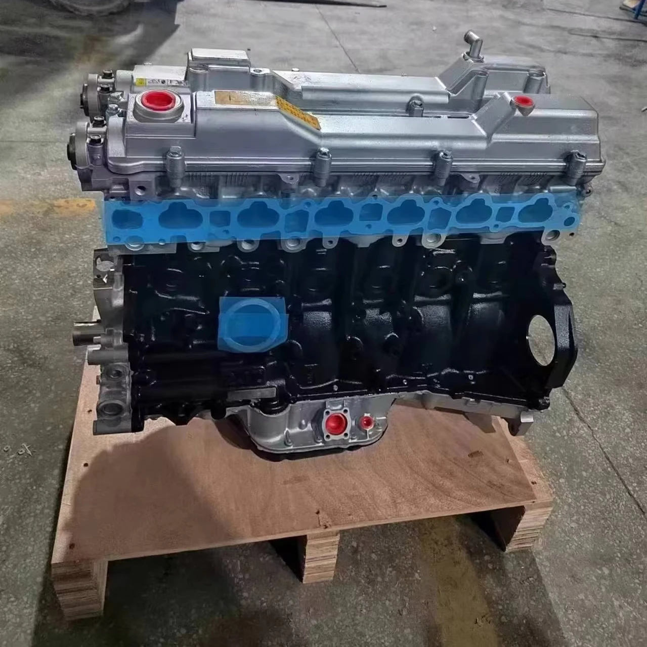 New Japanese Automotive  2JZ Gearbox Engine for  Supra Wooden Box Truck 3.0 Gasoline 2JZ GE Crown Supra