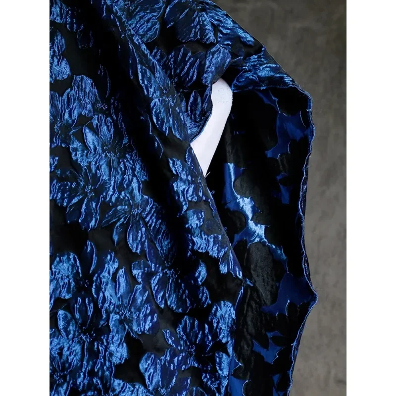 

Dark Demon Ji Flash Ze Двусторонняя трехмерная текстура Цветочная ткань Пальто Брюки Юбка Одежда Дизайнерская ткань