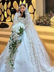 Oisslec Appliques Veil White Wedding Dresses Long Sleeves Long Train Satin Vintage Square Neck A-Line Luxury Bridal Gown