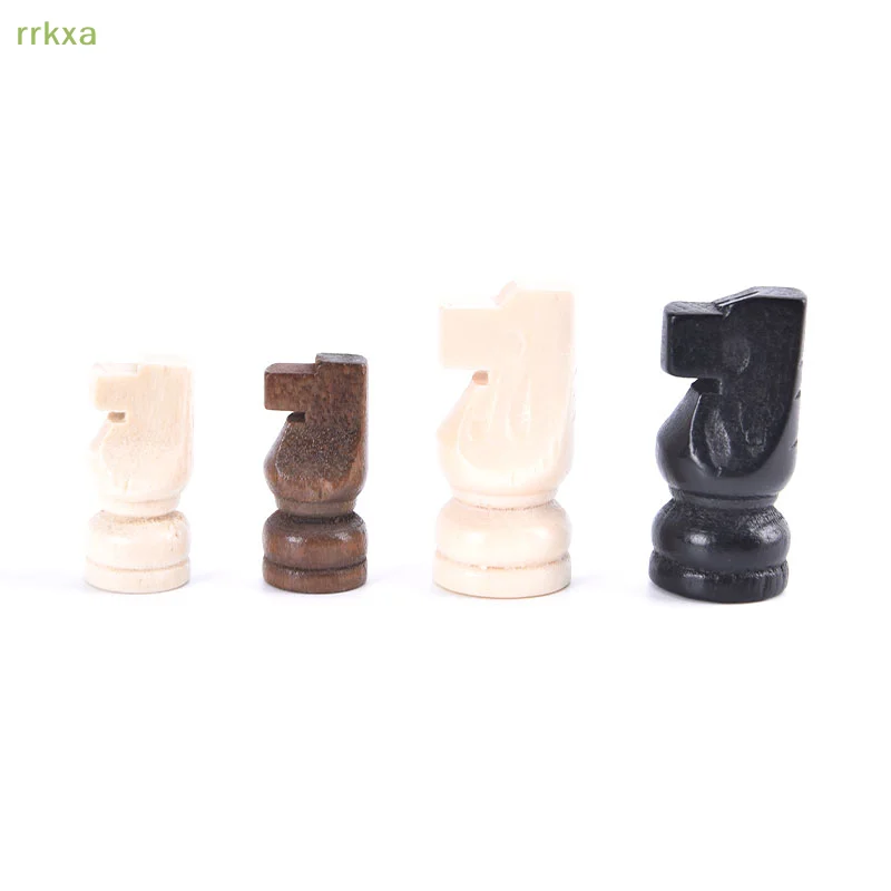 32pcs Wooden Chess Pieces Complete Chessmen International Word Chess Set Chess