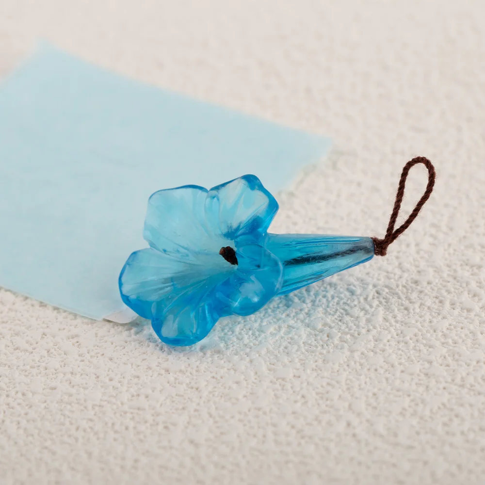 Natural Stone Piezoelectric Quartz Flower Pendant - DIY Handmade Jewelry 37×25×4mm , 6.2g