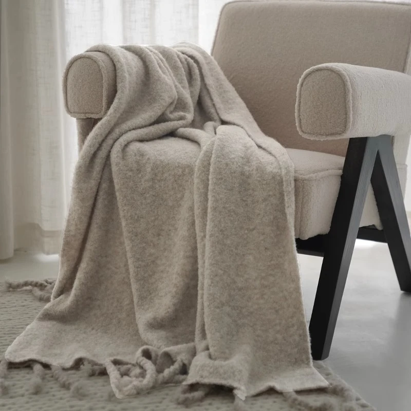 Winter thickened sofa blanket maternal and infant solid color wool blanket blanket