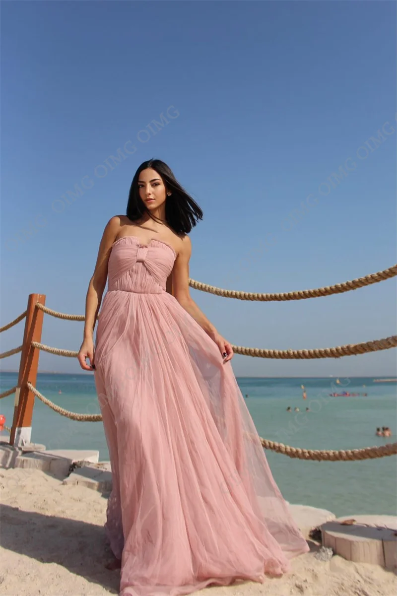 OIMG Simple Pink Tulle Sleeveless Empire Bridesmaid Dress A Line Floor Length Evening Prom Gowns Strapless Quinceanera Dresses