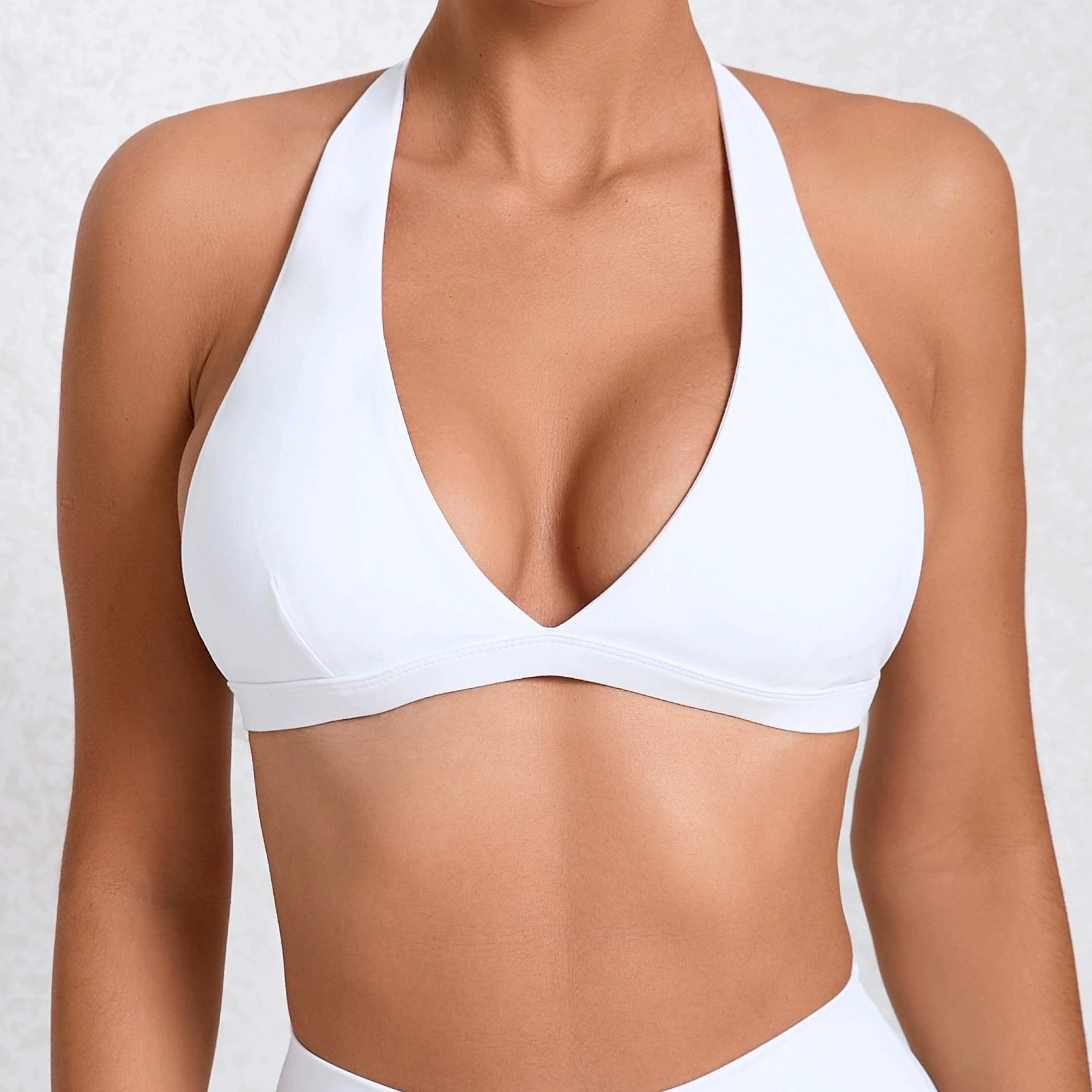 

Female Black Women Halter Sports Bra Impact Ruched Fitness Gym Yoga Top Workout Clothes Push-up Corset Padded Activewear