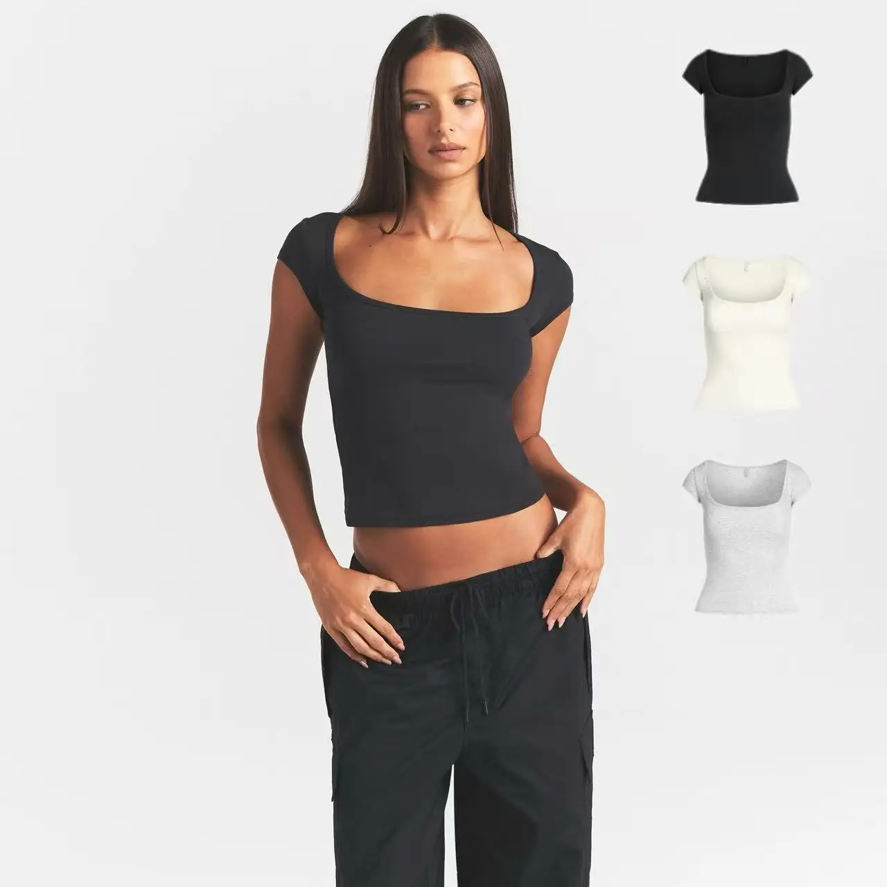 26SS KIM COTTON JERSEY SWEETHEART NECK T-SHIRT Camiseta de manga corta con escote corazón en jersey de algodón.