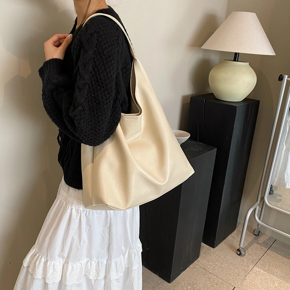 

Retro Trendy Underarm Bag Large Capacity PU Leather Tote Bag with Hasp Closure Fashion Handbag Crossbody Bag for Women and Girls